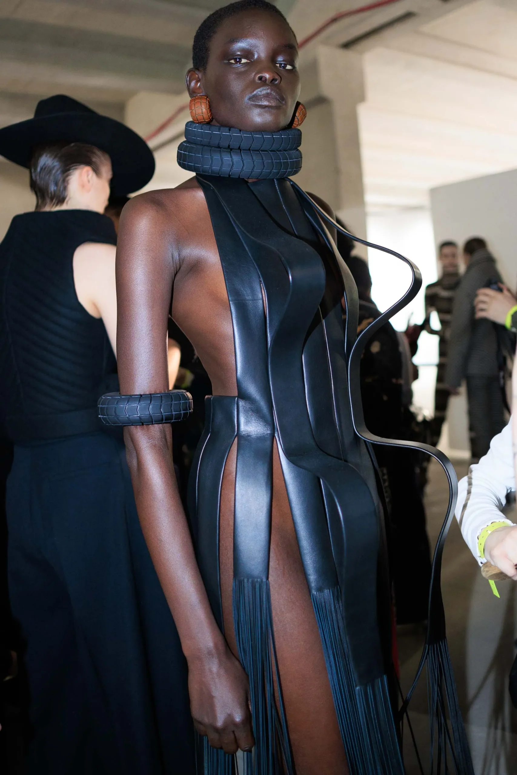 Εβδομάδας Μόδας Παρισιού: Οι καλύτερες backstage στιγμές-17