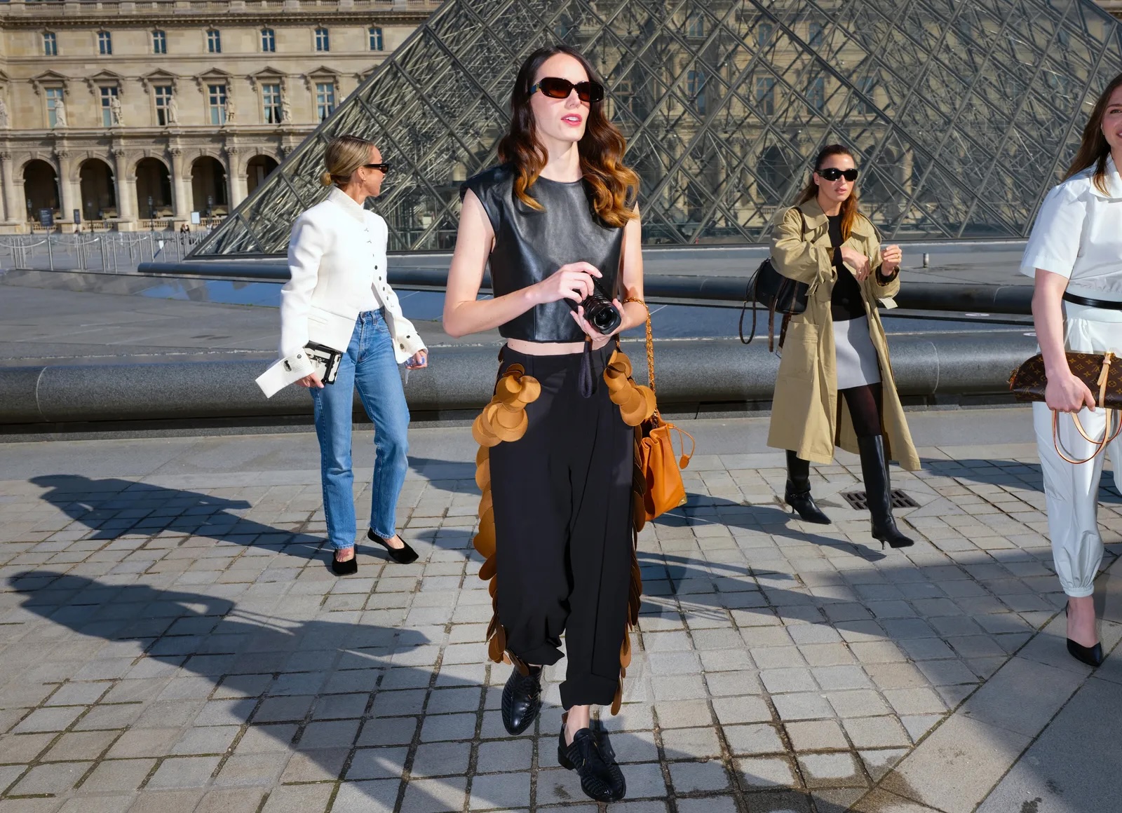 Hazelnut: Η άνοιξη του 2026 έχει νέο must-try χρώμα-6