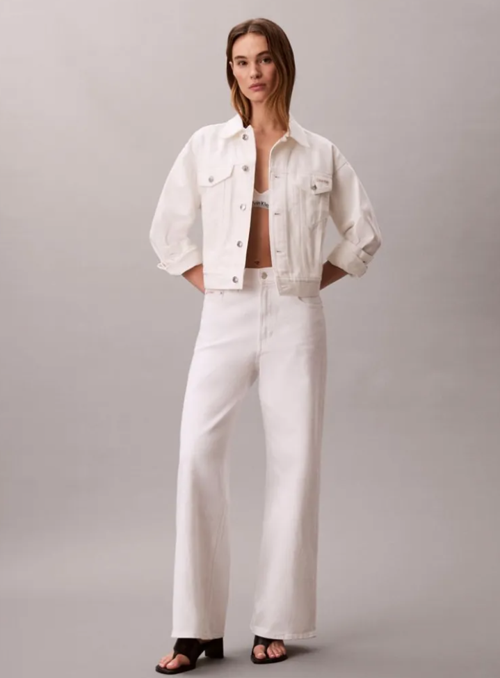 Το λευκό τζάκετ είναι το νέο essential της άνοιξης-7