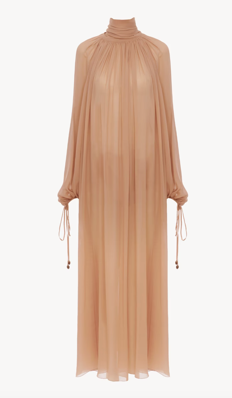 Maxi φόρεμα: 5 τάσεις από τα catwalks για το καλοκαίρι 2026-5