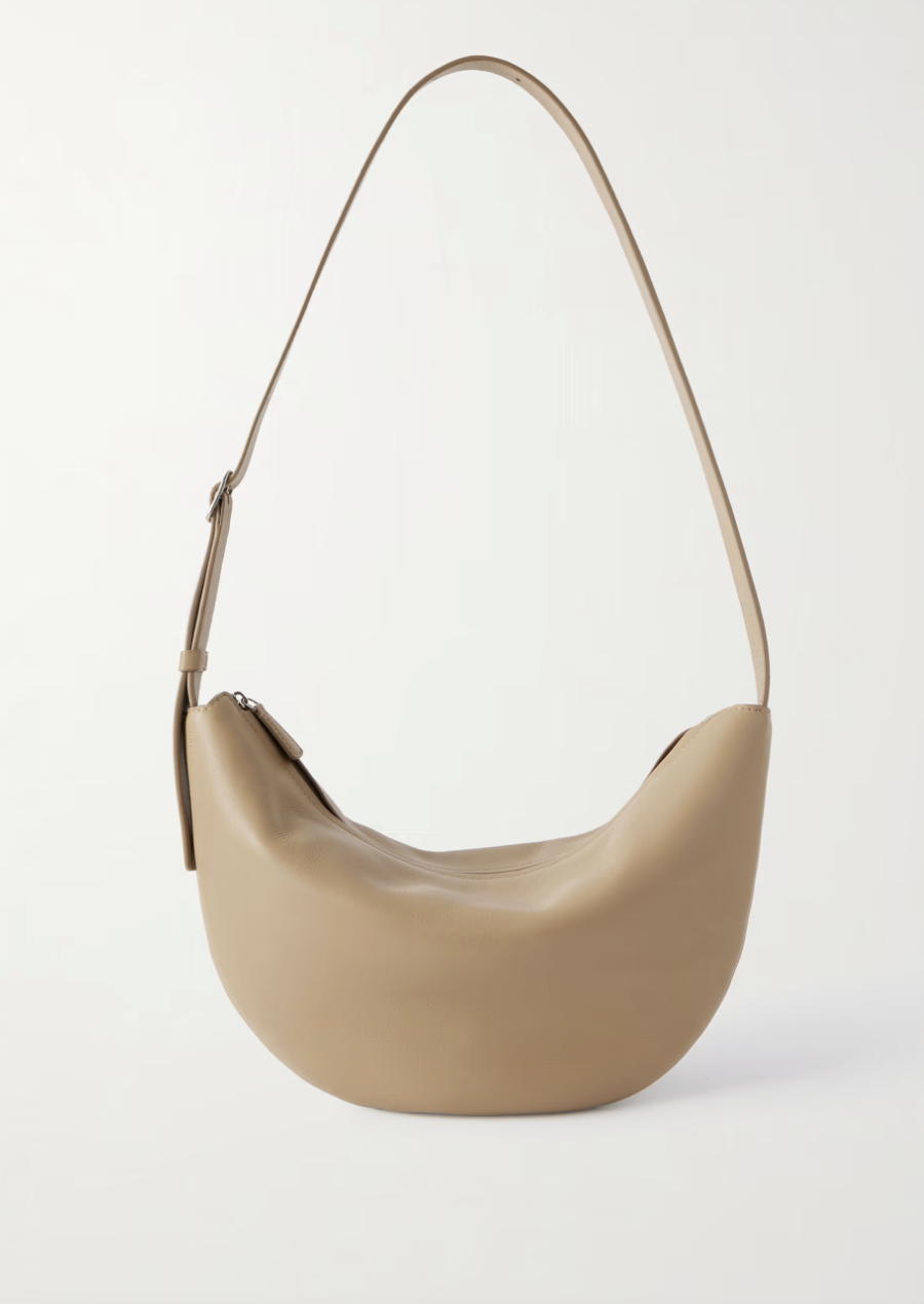 Sling bag: Η πιο πρακτική τσάντα του 2026 είναι και η πιο cool-2