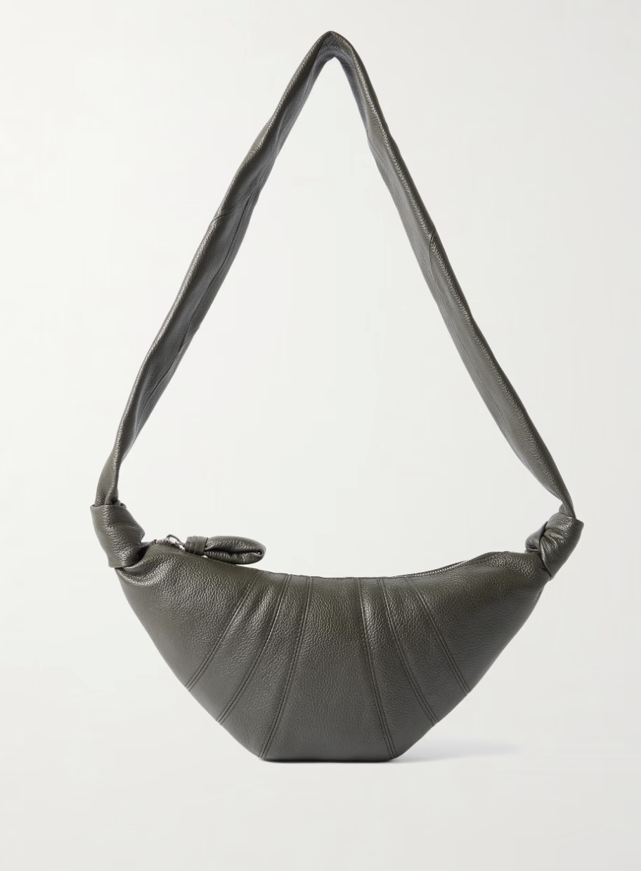 Sling bag: Η πιο πρακτική τσάντα του 2026 είναι και η πιο cool-3