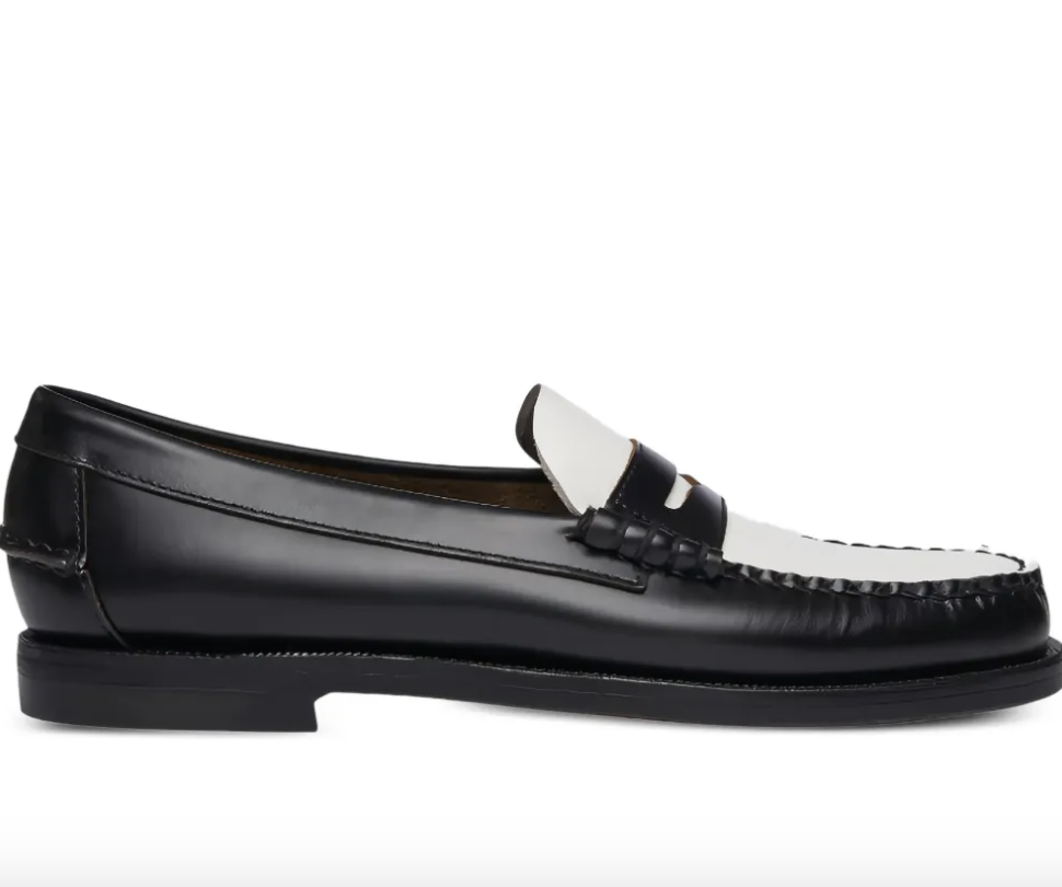 Τα ασπρόμαυρα loafers είναι η τάση που επανέρχεται από τα 50s-6