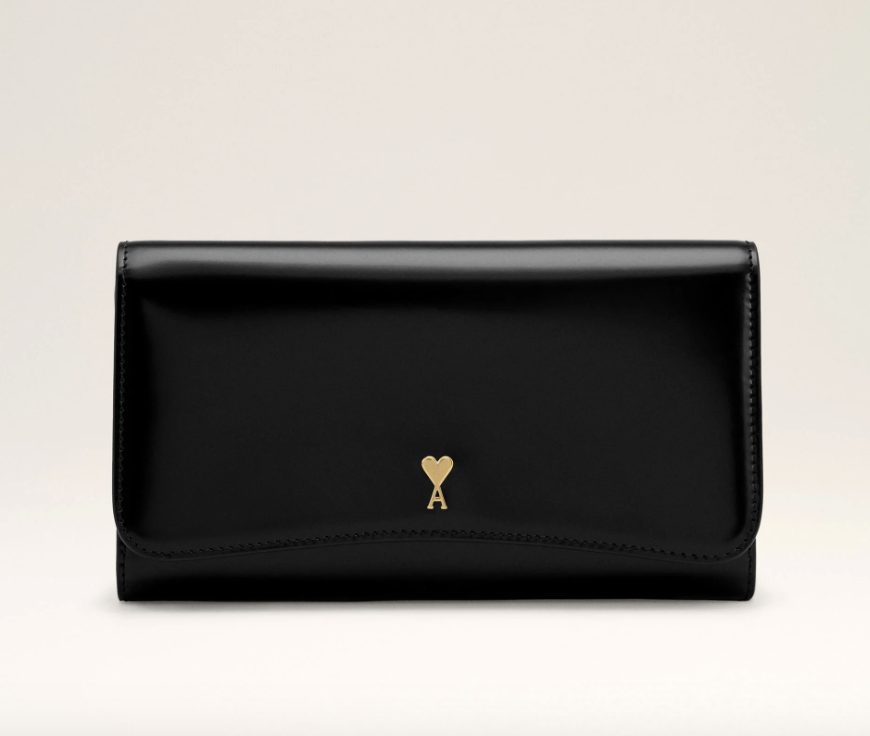 Τα most wanted (και πρακτικά) πορτοφόλια από τις fashion insiders-7