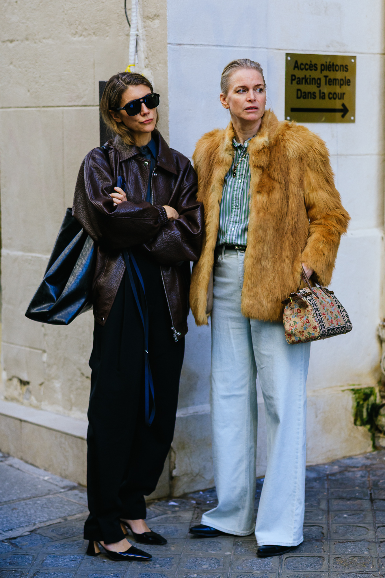 Εβδομάδα Μόδας Παρισιού: Οι καλύτερες street style στιγμές όπως τις κατέγραψε ο φακός της Vogue Greece-4