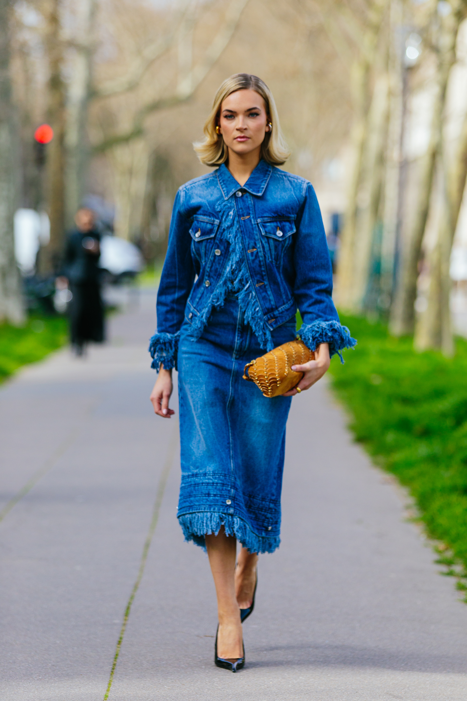 Εβδομάδα Μόδας Παρισιού: Οι καλύτερες street style στιγμές όπως τις κατέγραψε ο φακός της Vogue Greece-61