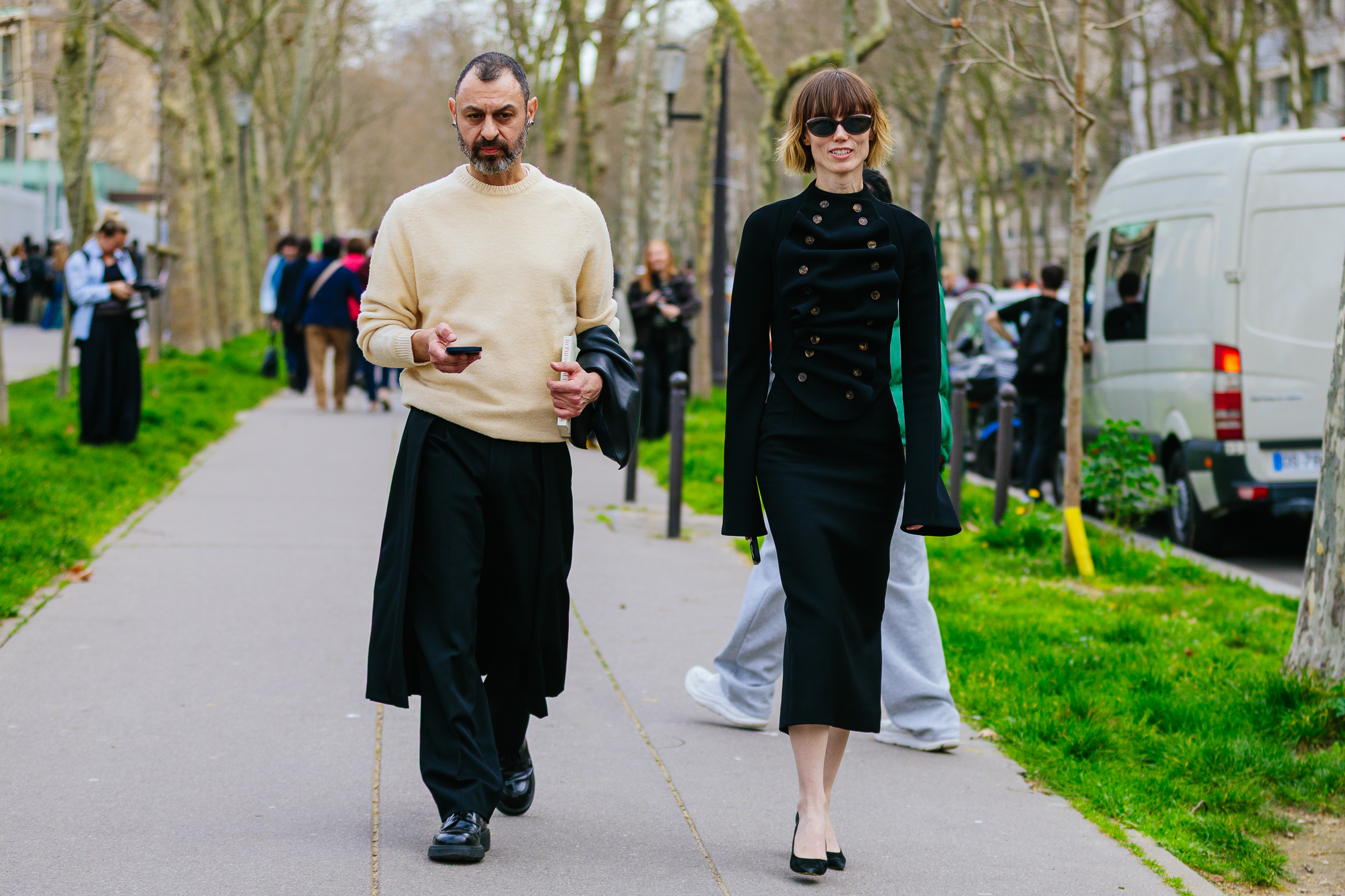 Εβδομάδα Μόδας Παρισιού: Οι καλύτερες street style στιγμές όπως τις κατέγραψε ο φακός της Vogue Greece-70