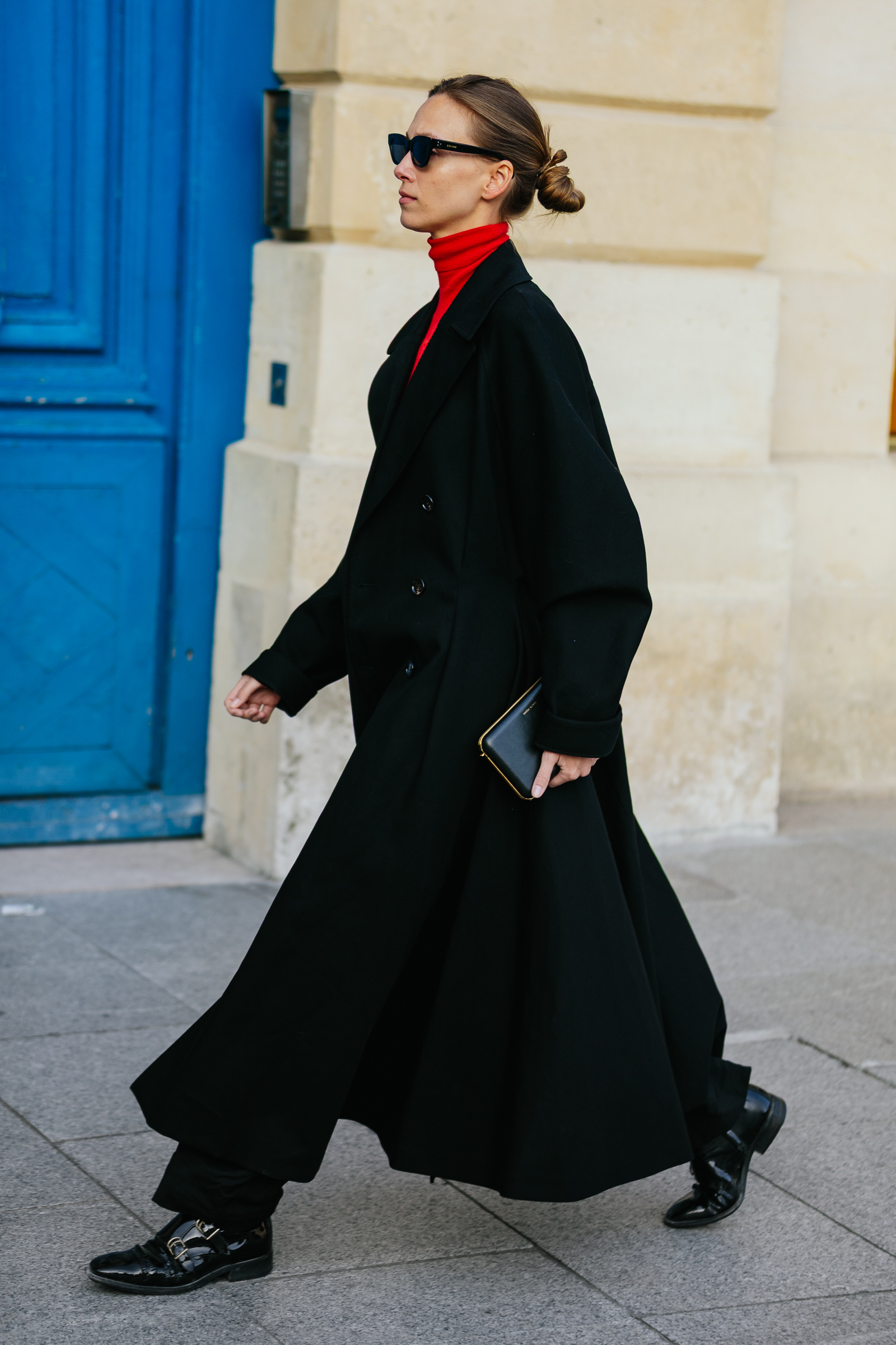 Εβδομάδα Μόδας Παρισιού: Οι καλύτερες street style στιγμές όπως τις κατέγραψε ο φακός της Vogue Greece-22