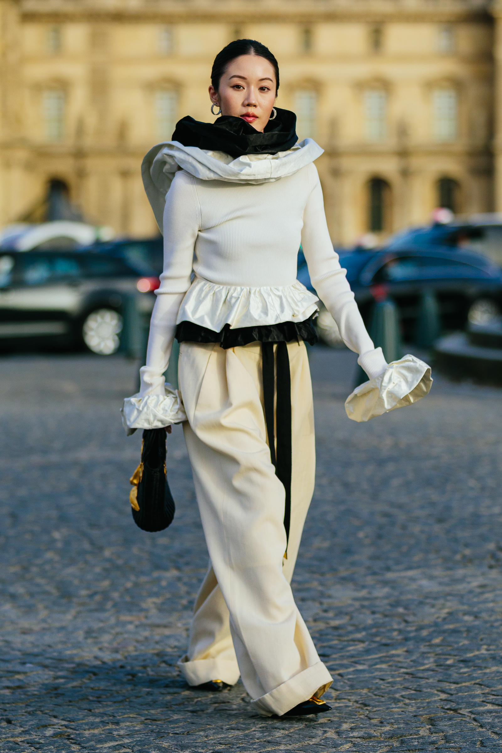 Εβδομάδα Μόδας Παρισιού: Οι καλύτερες street style στιγμές όπως τις κατέγραψε ο φακός της Vogue Greece-76