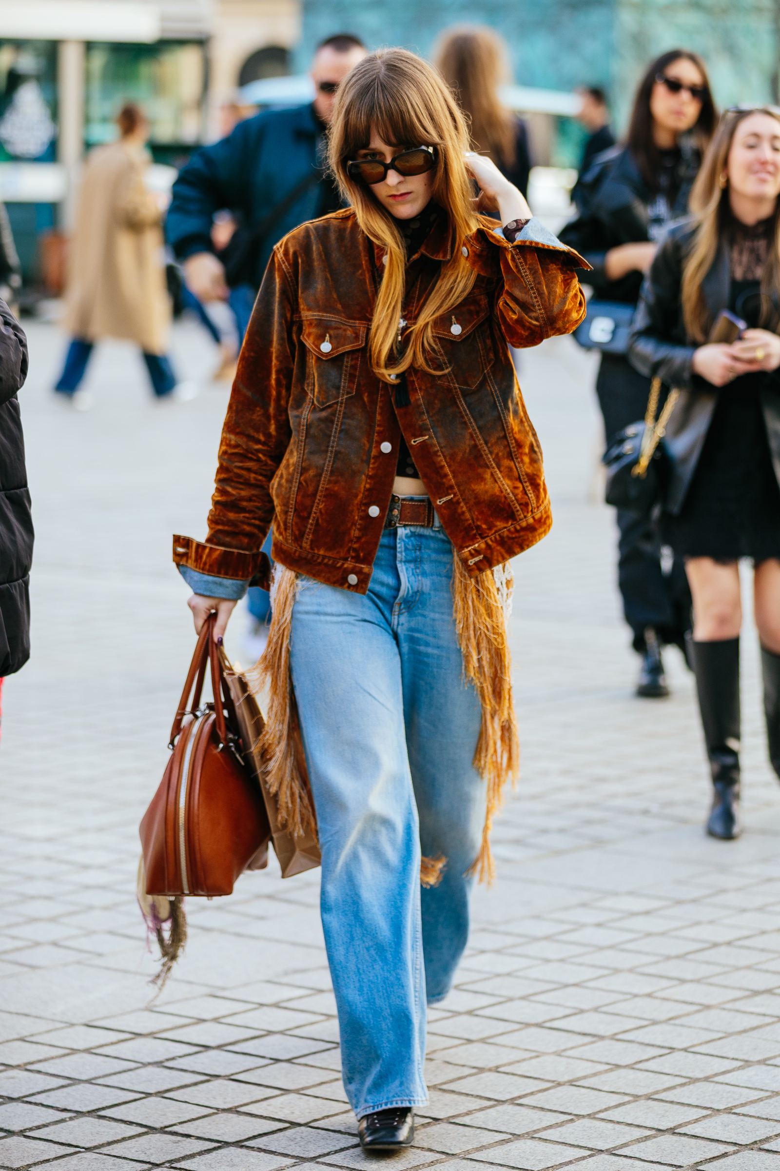 Εβδομάδα Μόδας Παρισιού: Οι καλύτερες street style στιγμές όπως τις κατέγραψε ο φακός της Vogue Greece-18