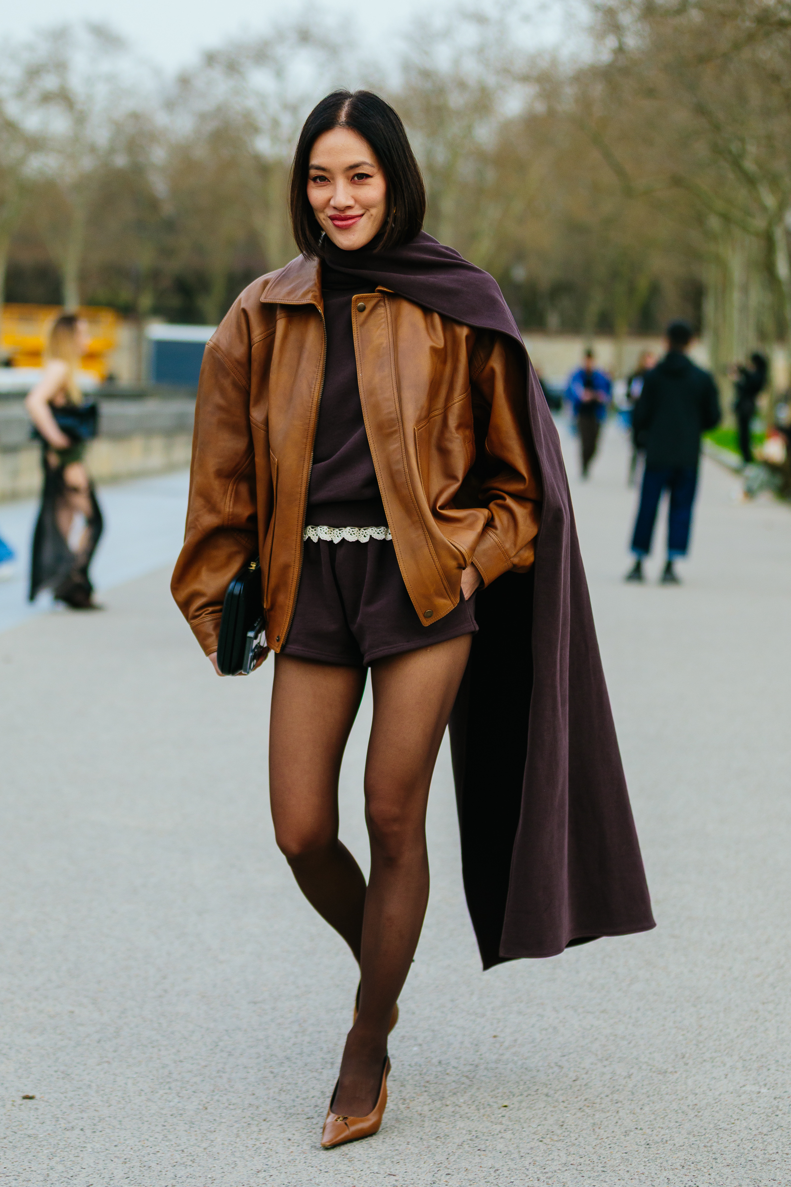 Οι 6 τάσεις στα mid-season πανωφόρια από το street style του Παρισιού-1