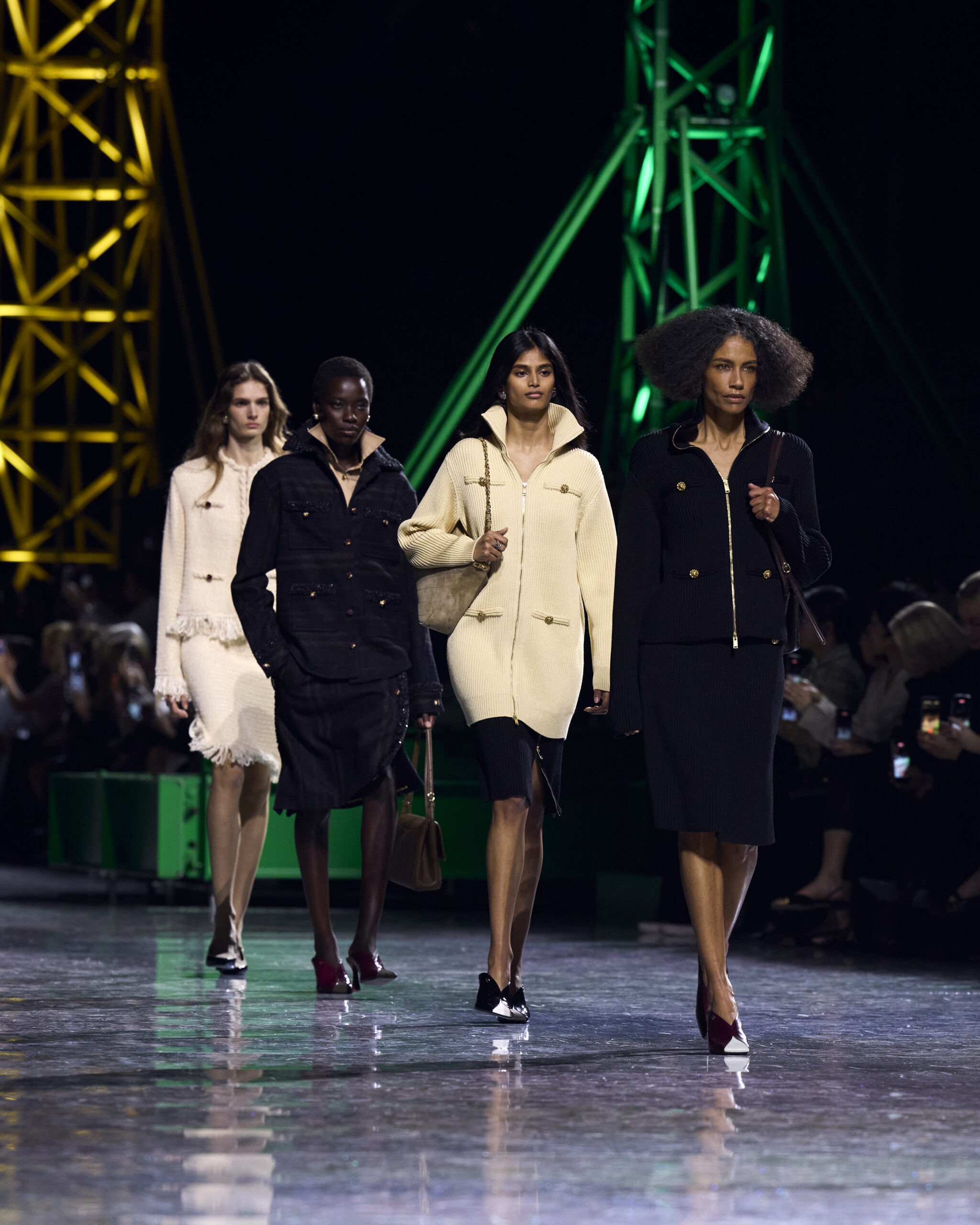 Όλες οι viral στιγμές που δεν πρέπει να χάσετε από τον Fashion Month της σεζόν Φθινόπωρο/Χειμώνας 2026-27-2