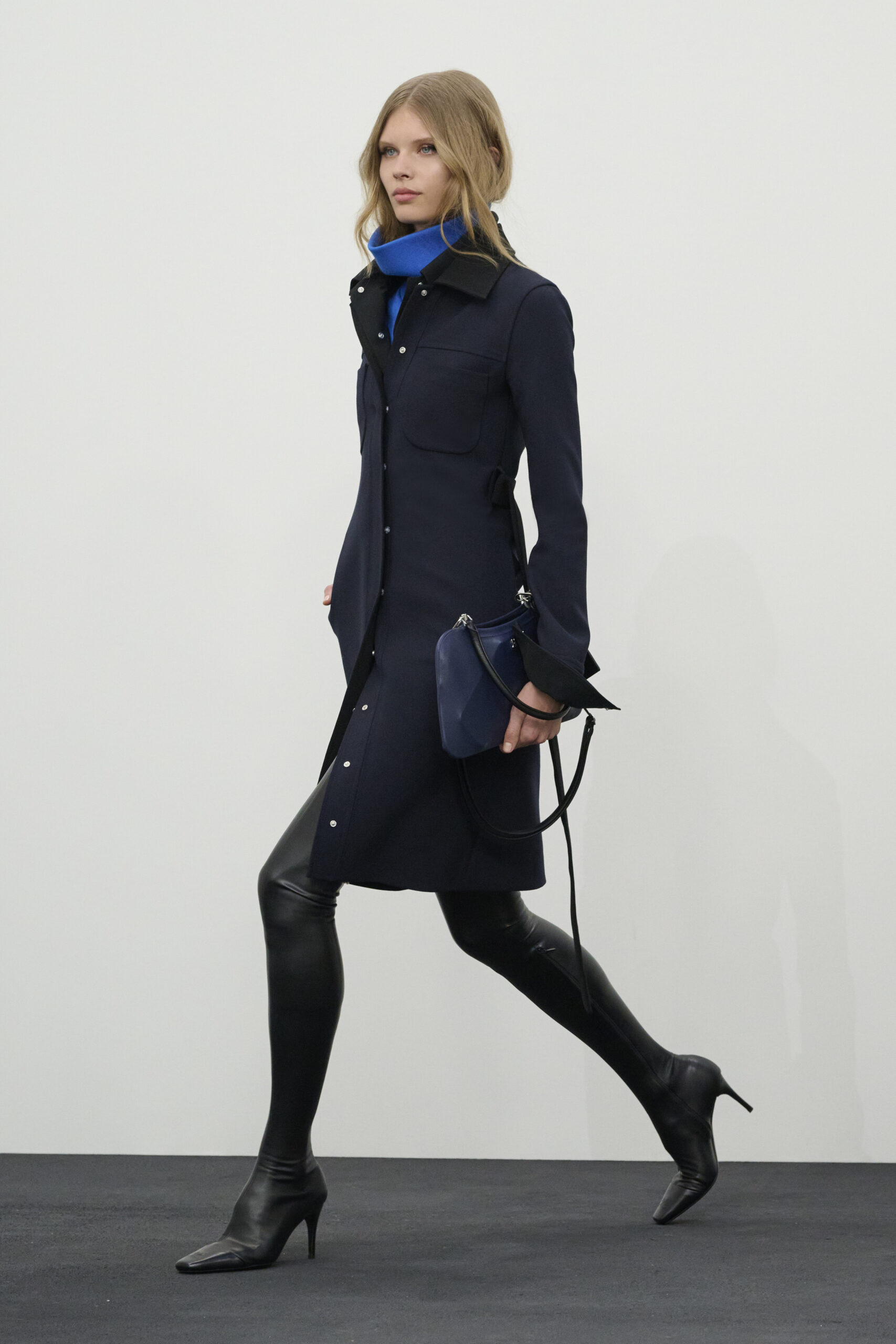 Μαύρο και μπλε: To fashion combo της επόμενης σεζόν-5