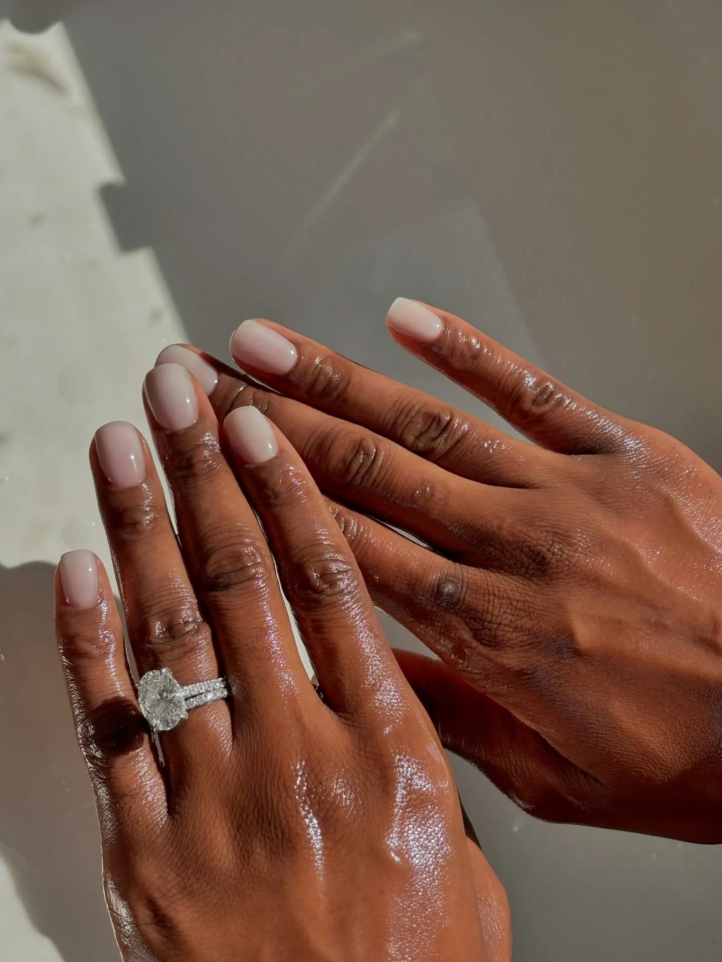 Μανικιούρ: 9 χρώματα νυχιών μας προετοιμάζουν για την άνοιξη-1