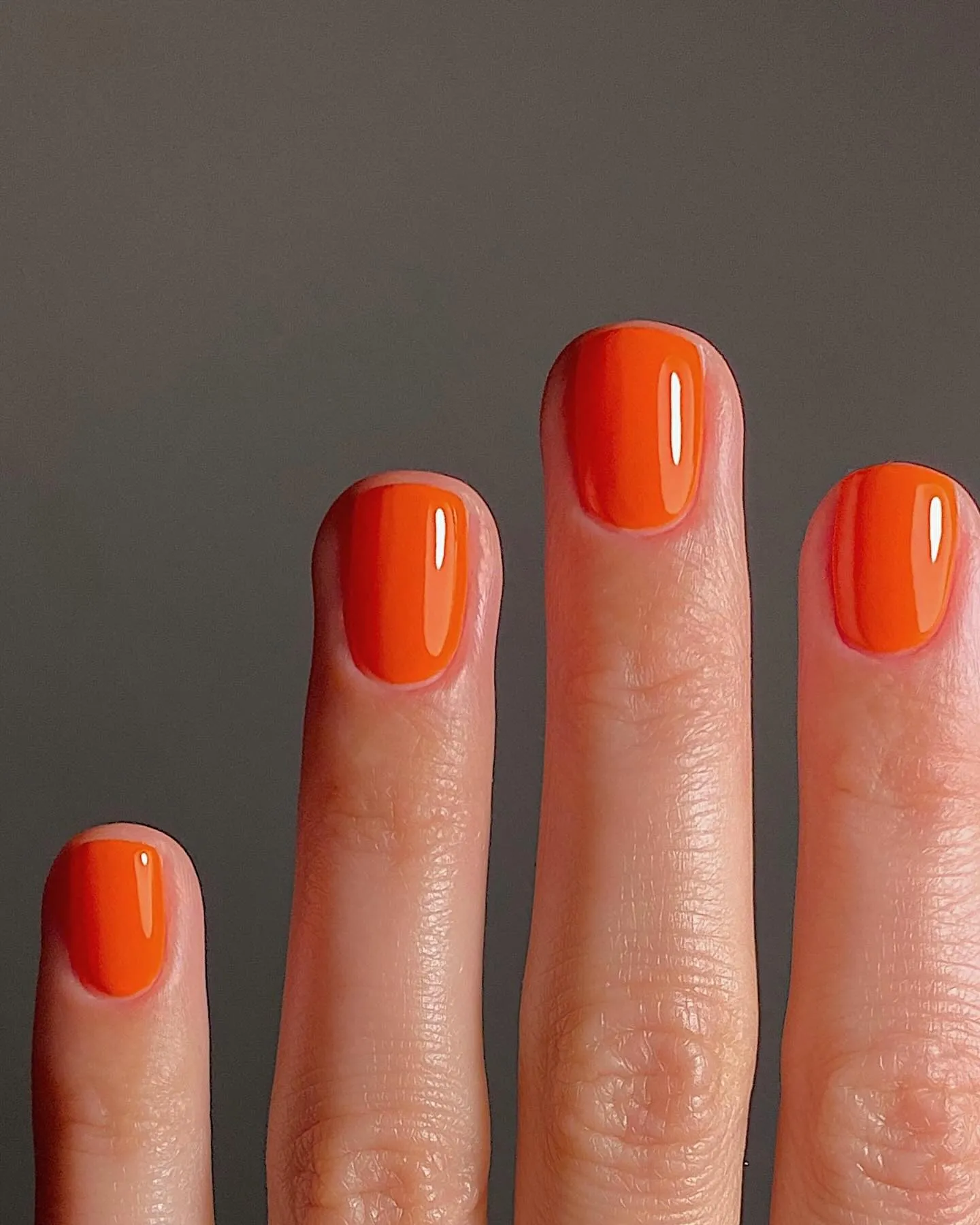 Μανικιούρ: 9 χρώματα νυχιών μας προετοιμάζουν για την άνοιξη-5