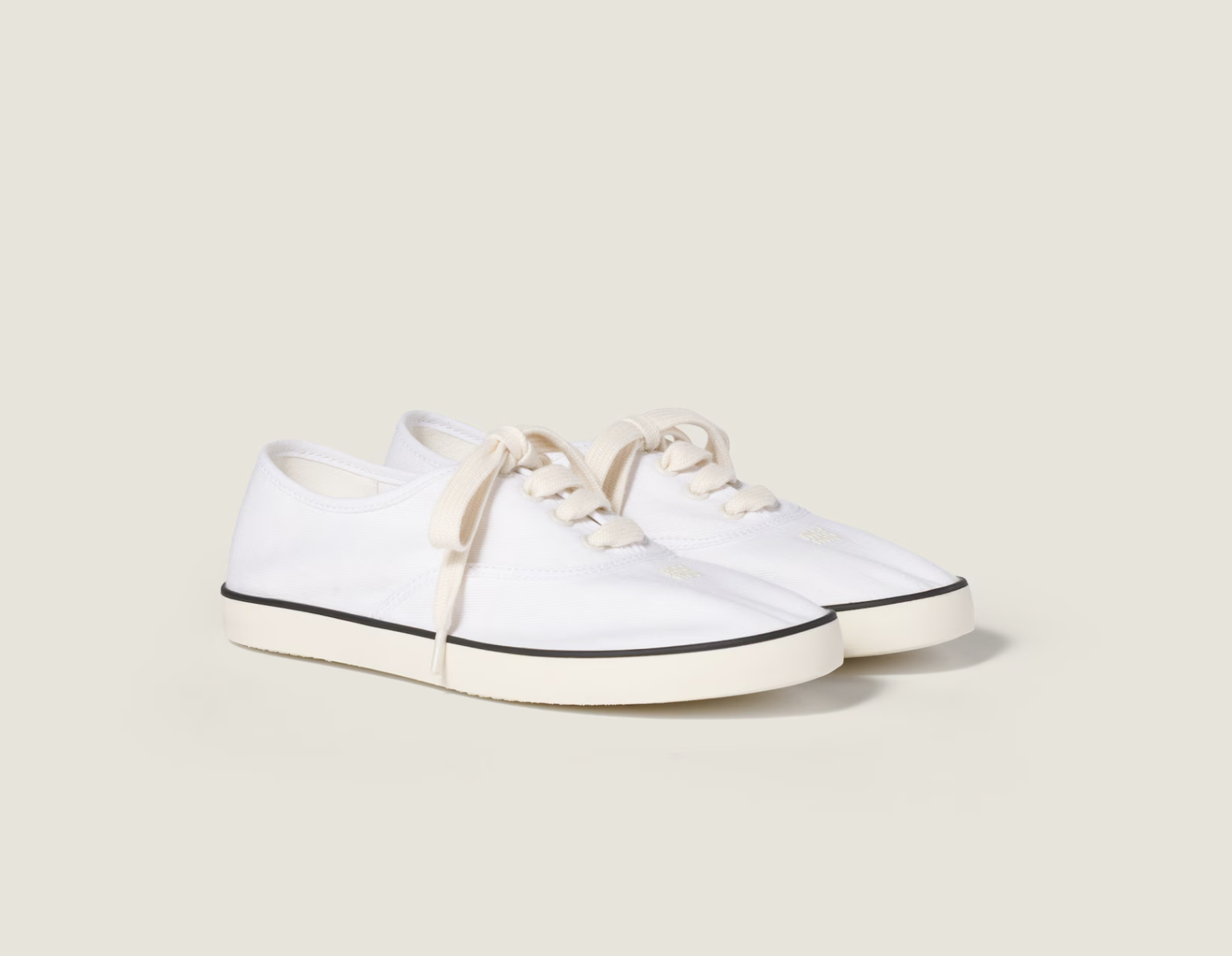 6 καλοκαιρινά παπούτσια που επιστρέφουν από τα 90s-3