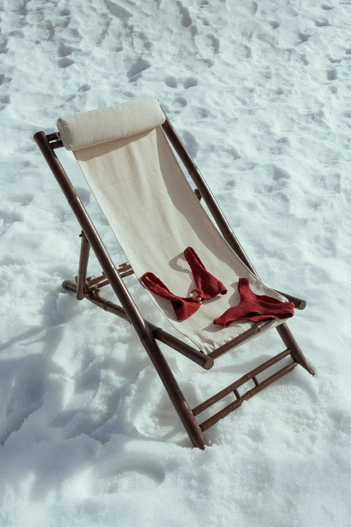 Η Stefania Frangista μας δίνει μια γεύση από τα μαγιό του καλοκαιριού με την πιο απροσδόκητη φωτογράφιση-3