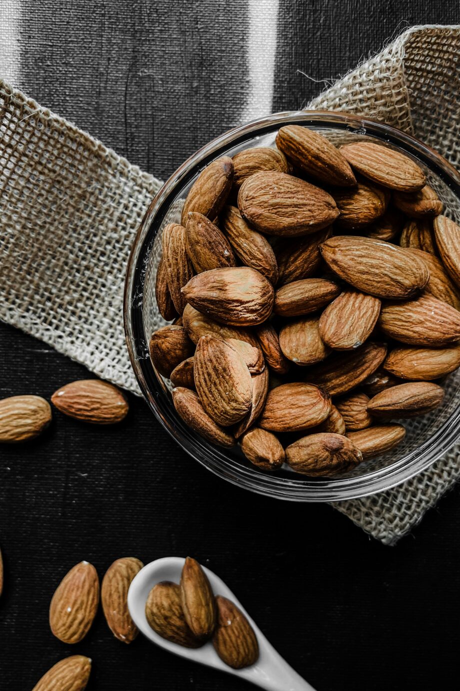 πόσα-αμύγδαλα-μπορούμε-να-τρώμε-την-ημ-398412