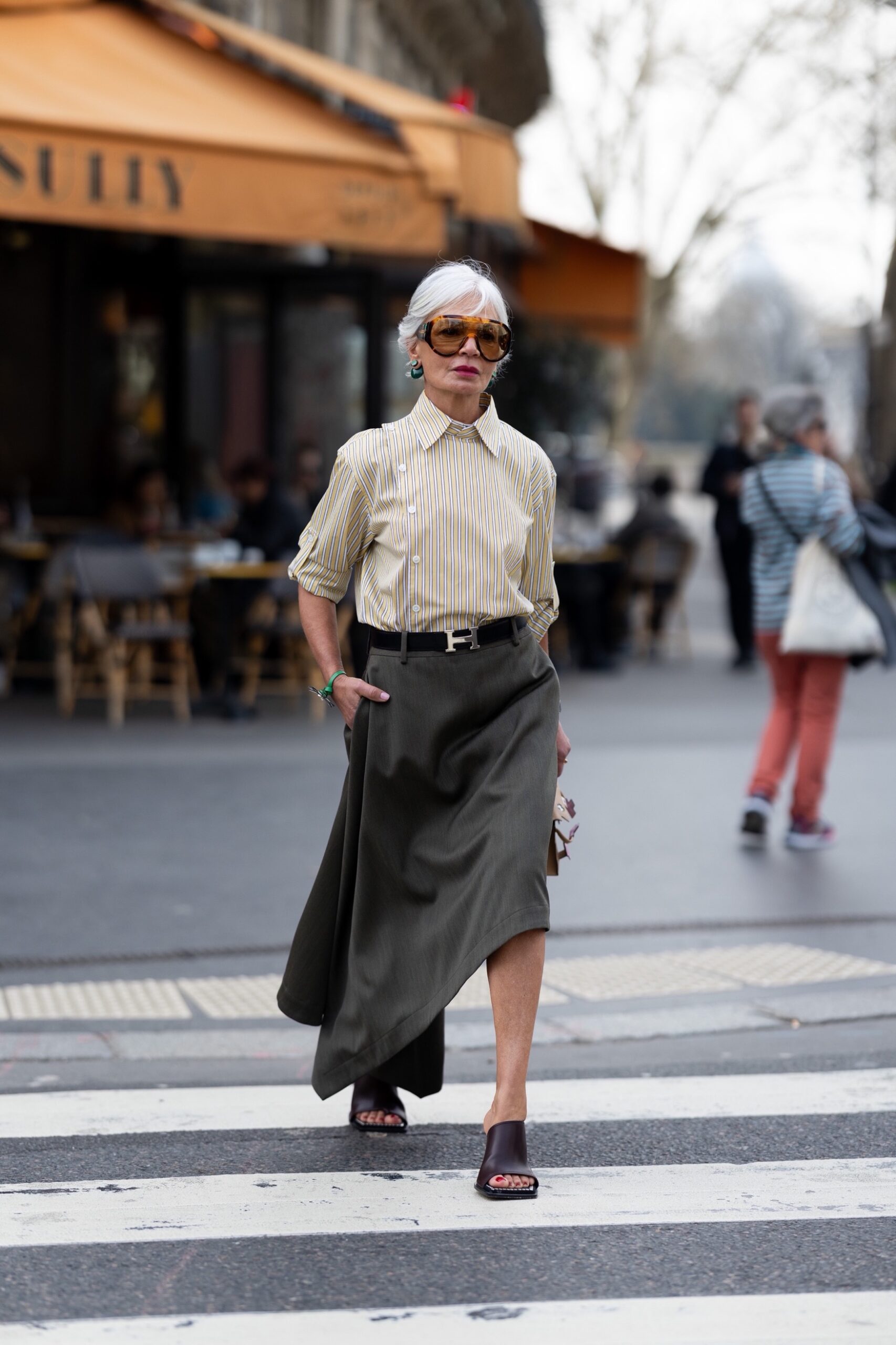 Η φούστα του καλοκαιριού θα είναι ασύμμετρη-3