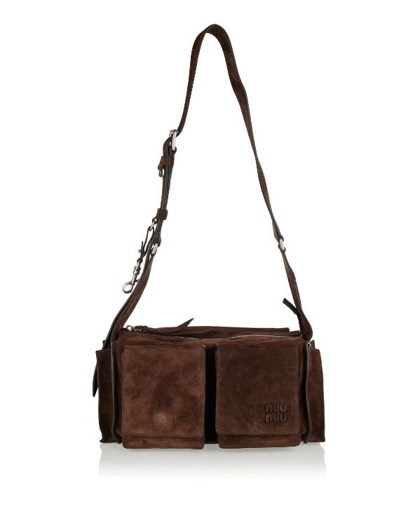 Η τσάντα της άνοιξης 2026 είναι suede, καφέ και boho-3