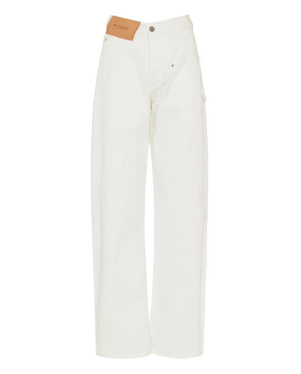 Λευκό τζιν: Οι ωραιότεροι συνδυασμοί για ανοιξιάτικα city looks-4