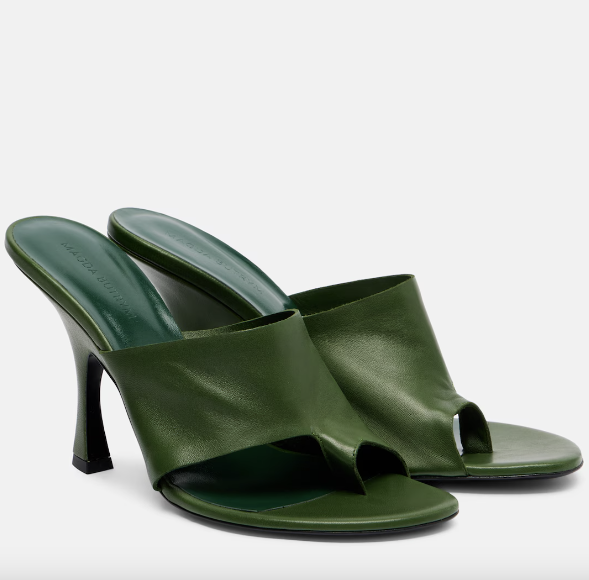 Flared heels: Το νέο shape στα παπούτσια που ήδη είναι τάση-5