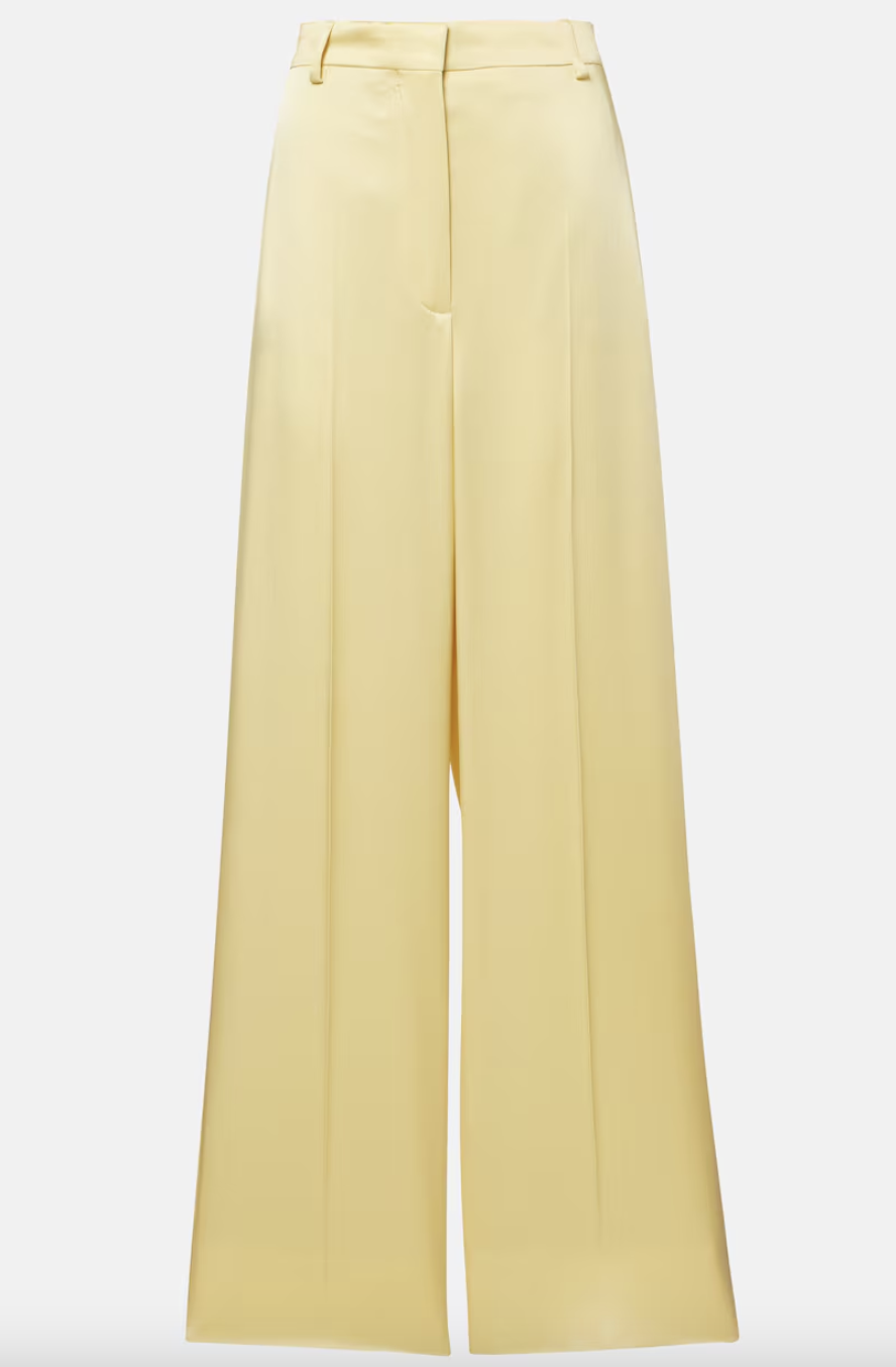 T-shirt με παντελόνια: 5 outfits για την άνοιξη-17