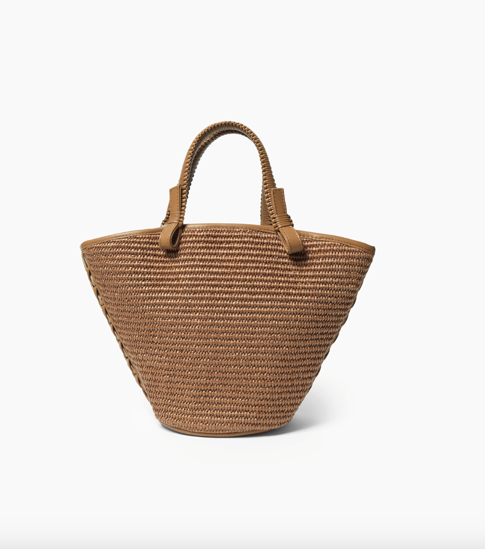 T-shirt με παντελόνια: 5 outfits για την άνοιξη-15