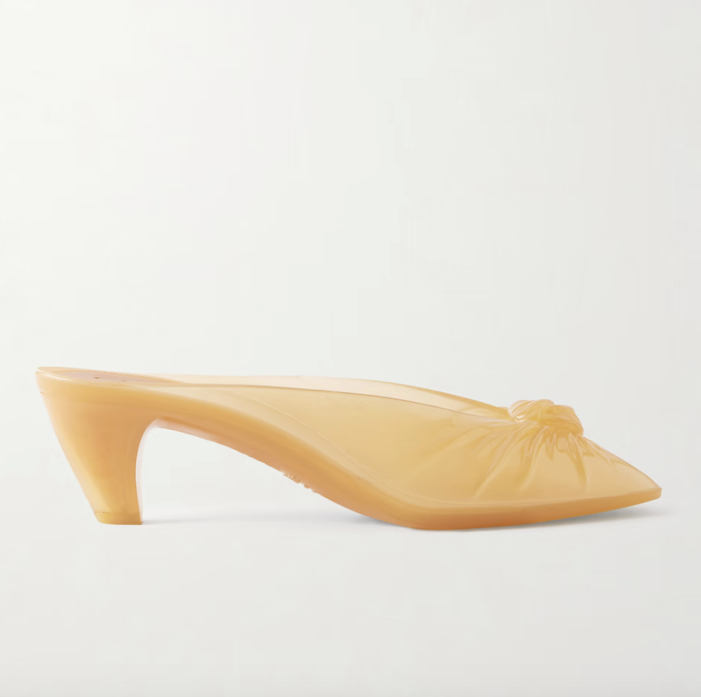 Τα viral shoes του 2026 είναι τα jelly mules-2