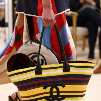 οι-ψάθινες-τσάντες-του-οίκου-chanel-μπήκαν-σ-400592