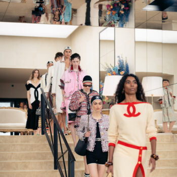 η-chanel-cruise-2026-27-collection-ταξίδεψε-στη-biarritz-400520