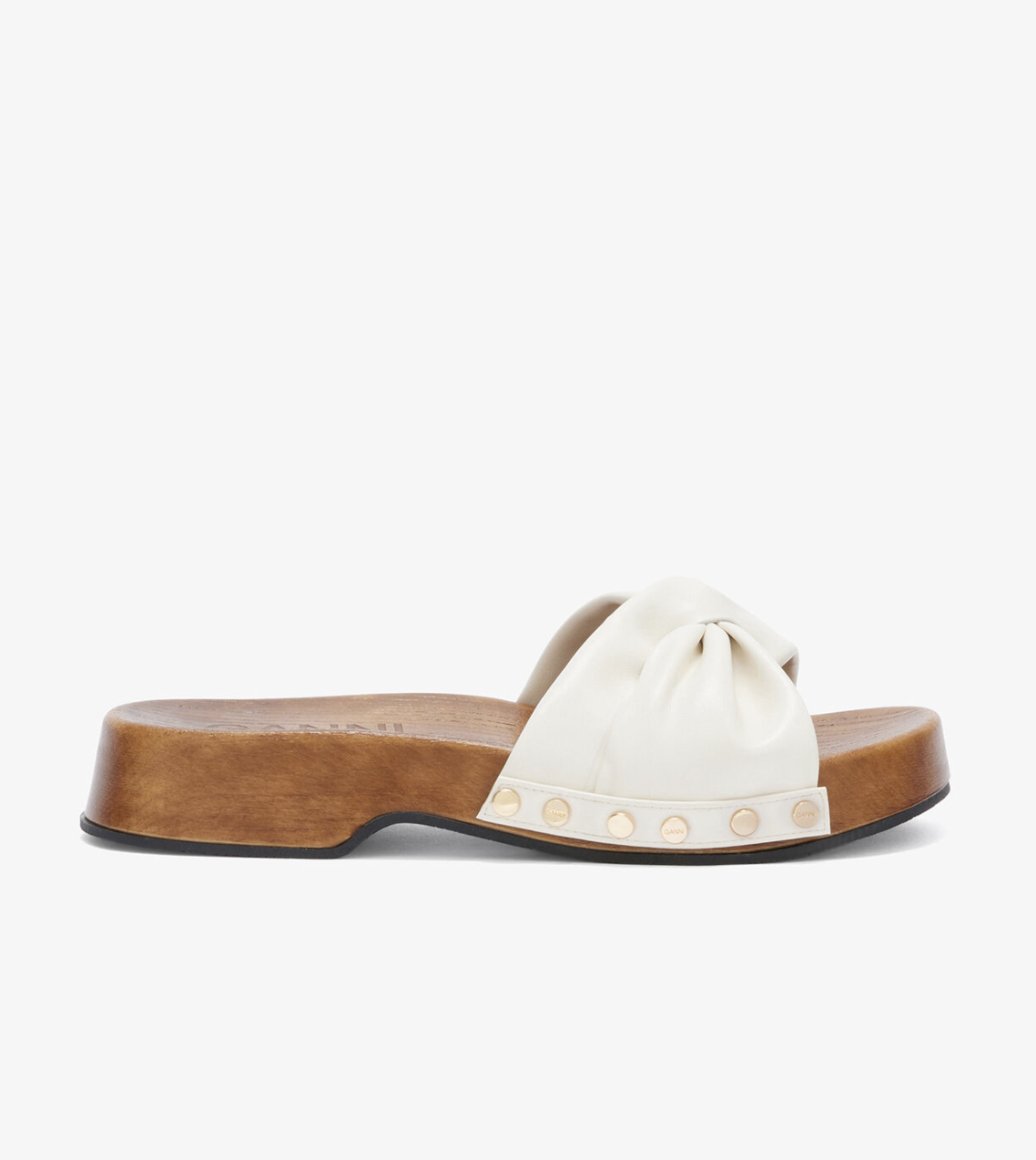 Wooden sandals: Η 70s τάση που ορίζει το καλοκαίρι 2026-3