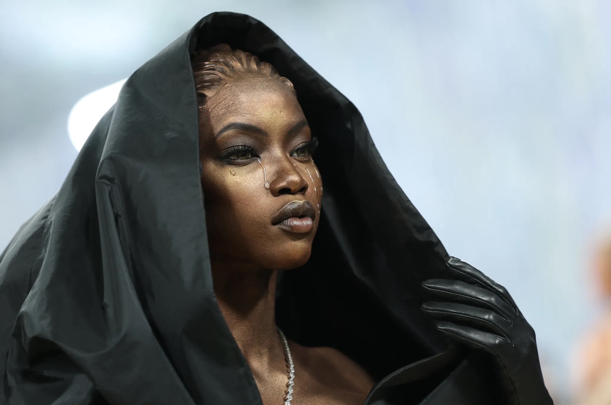 Όλα τα beauty details που ξεχωρίσαμε στο Met Gala 2026-7