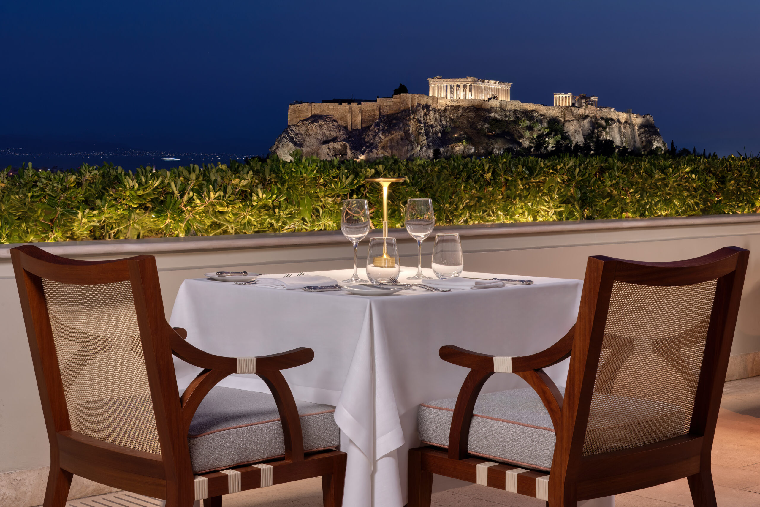 Ένα δείπνο πάνω από την πόλη: το GB Roof Garden σε νέα τροχιά-1