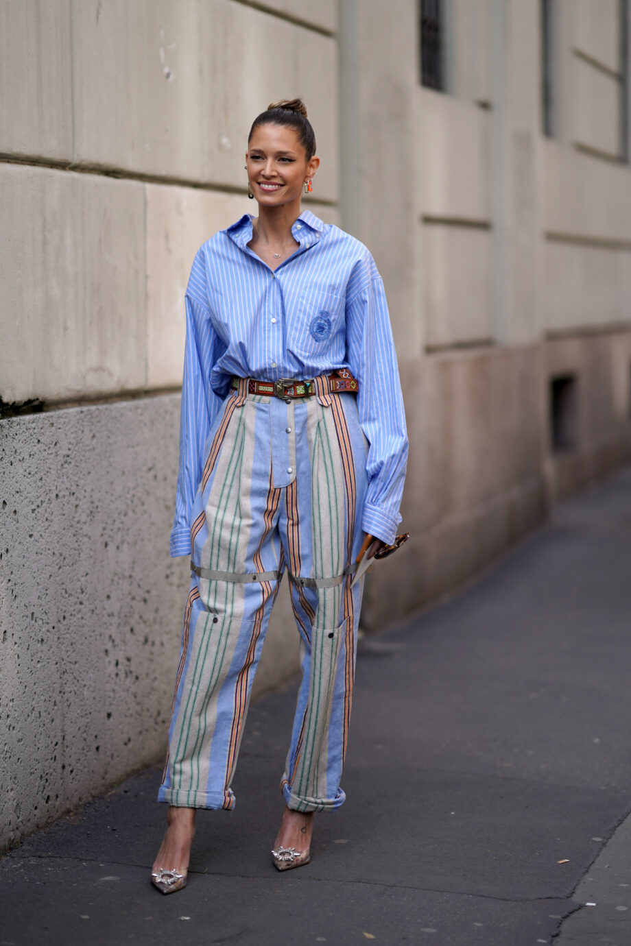 το-παντελόνι-που-φορούν-τώρα-όλοι-οι-fashion-insid-404662