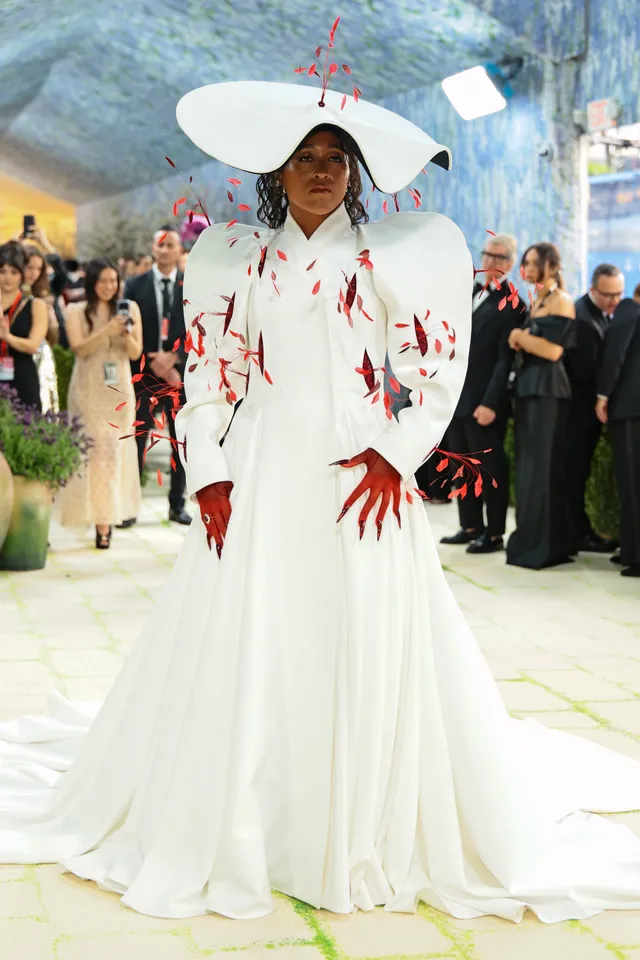 Met Gala 2026: Όλα τα looks από το κόκκινο χαλί-52
