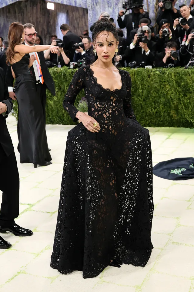 Met Gala 2026: Όλα τα looks από το κόκκινο χαλί-50