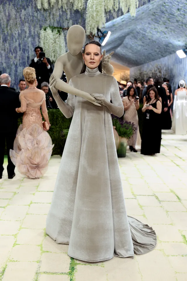 Met Gala 2026: Όλα τα looks από το κόκκινο χαλί-47