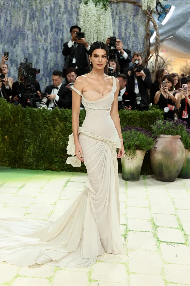 Met Gala 2026: Όλα τα looks από το κόκκινο χαλί-7