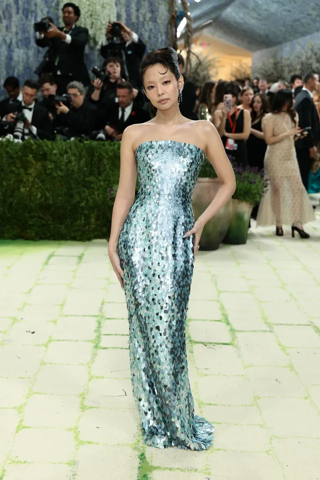 Met Gala 2026: Όλα τα looks από το κόκκινο χαλί-21