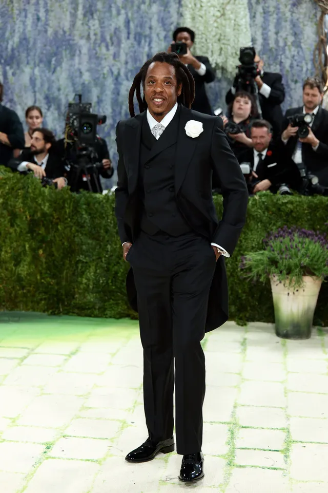 Met Gala 2026: Όλα τα looks από το κόκκινο χαλί-17