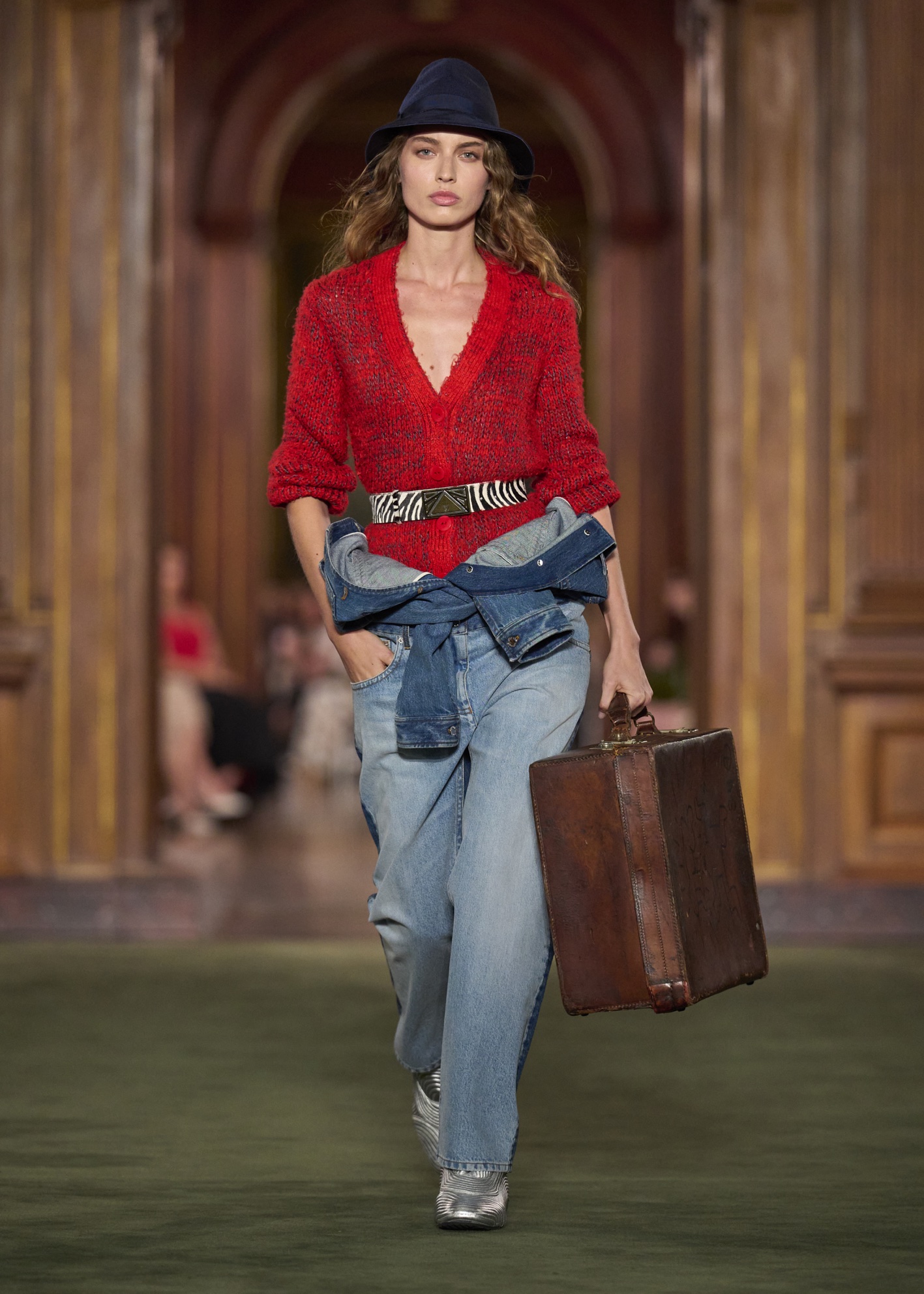 Louis Vuitton Resort 2027: To Παρίσι του Nicolas Ghesquière συναντά τη Νέα Υόρκη του Keith Haring-1