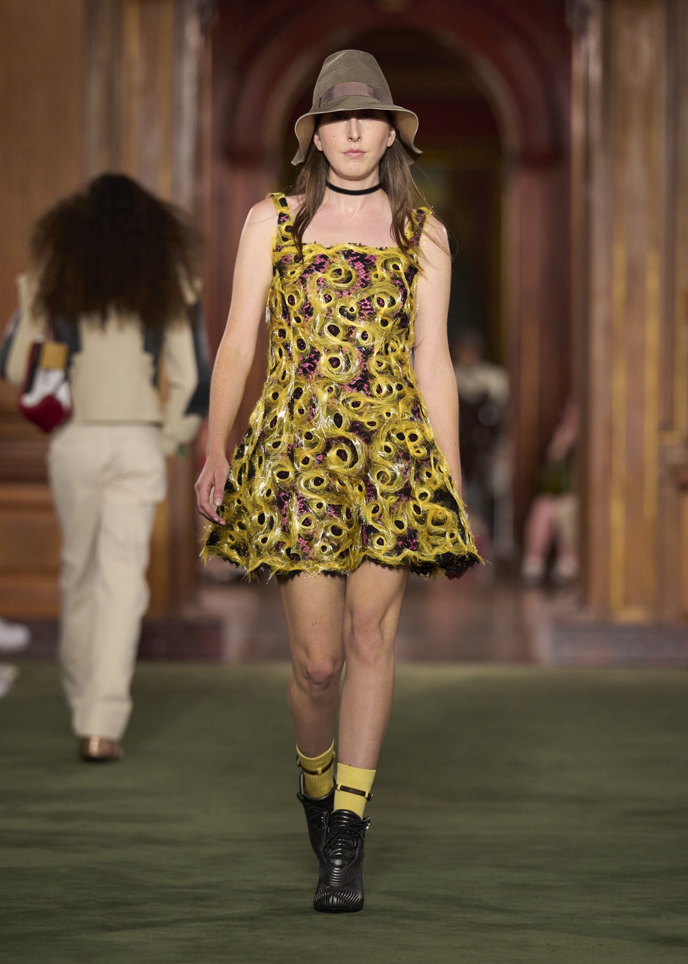 Louis Vuitton Resort 2027: To Παρίσι του Nicolas Ghesquière συναντά τη Νέα Υόρκη του Keith Haring-2