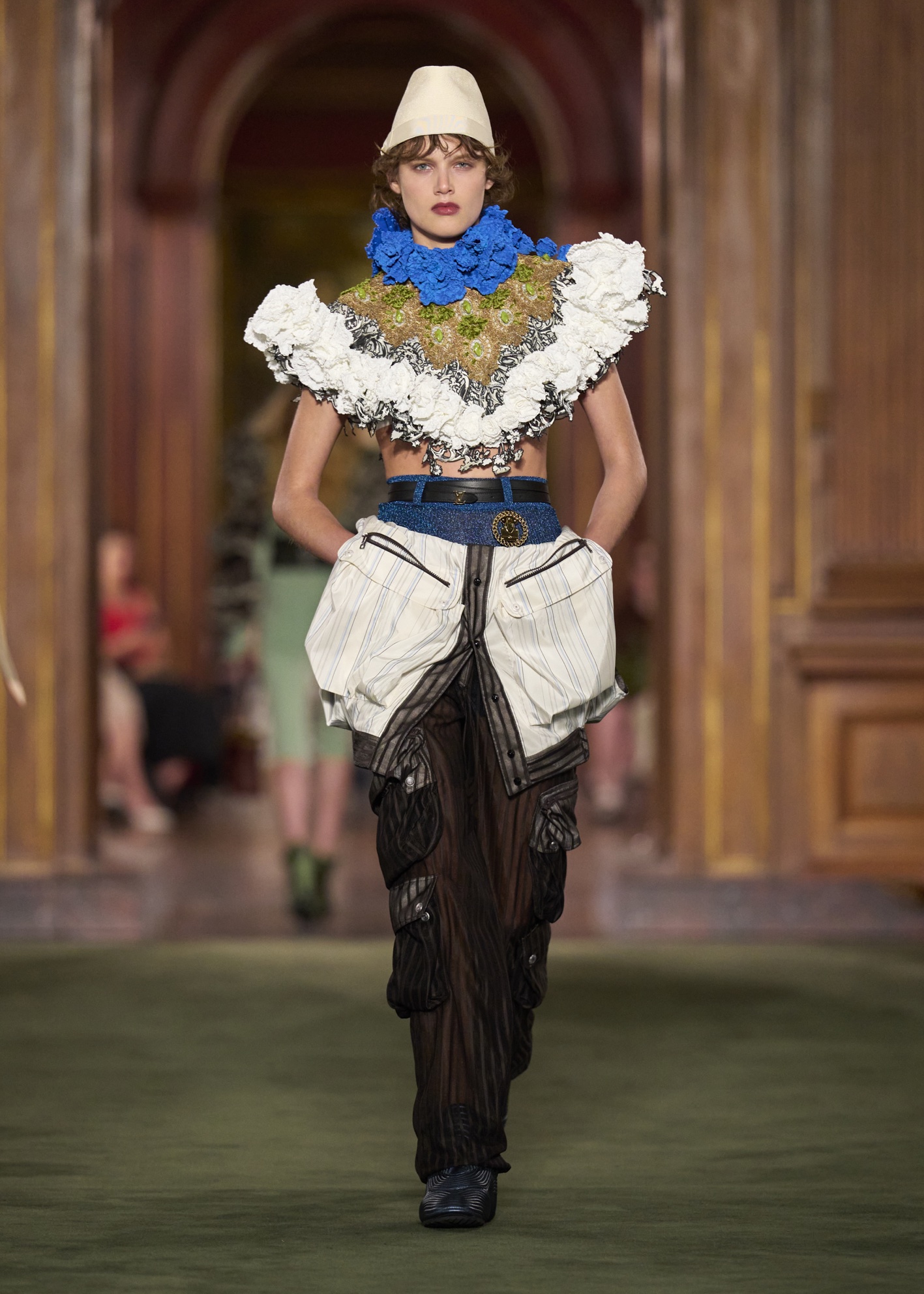 Louis Vuitton Resort 2027: To Παρίσι του Nicolas Ghesquière συναντά τη Νέα Υόρκη του Keith Haring-5