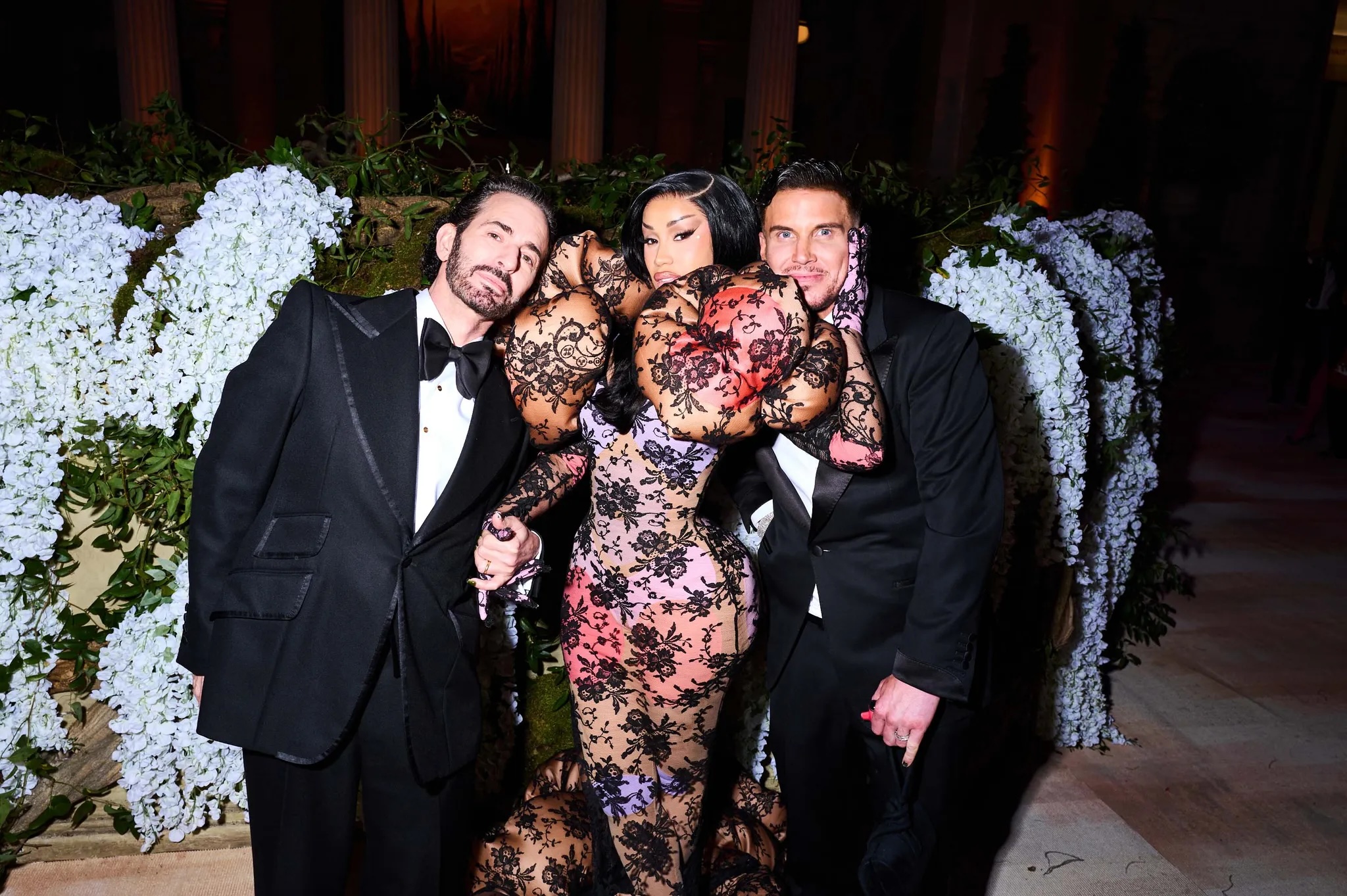 Met Gala 2026: Μια exclusive ματιά στη λαμπερή βραδιά-11