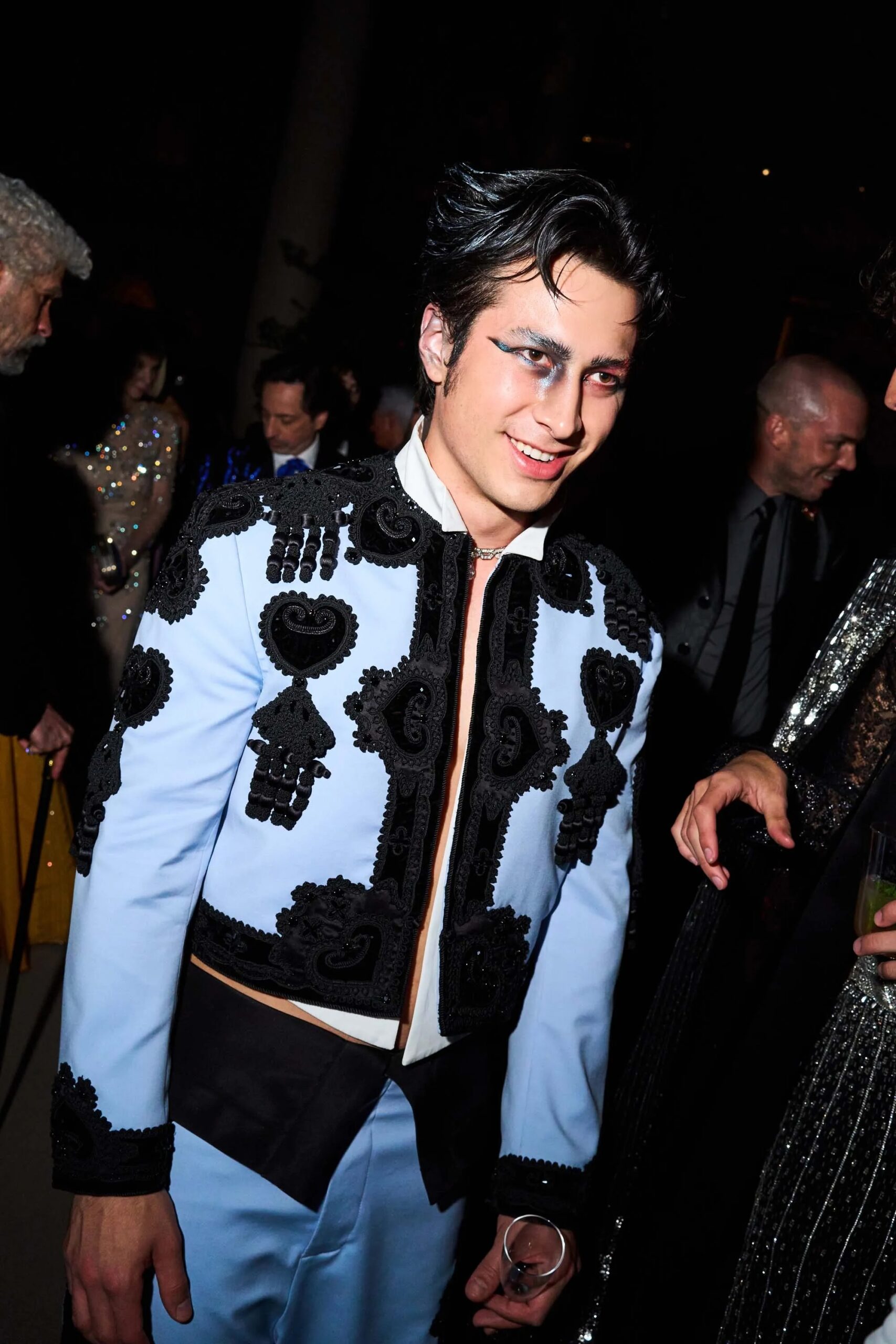 Met Gala 2026: Μια exclusive ματιά στη λαμπερή βραδιά-3