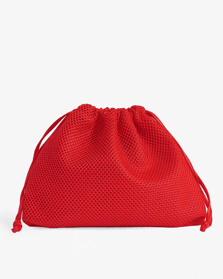 Από τις ψάθινες τσάντες μέχρι τις κροσέ: Οι 8 summer bags που θα κρατήσουμε non-stop-7