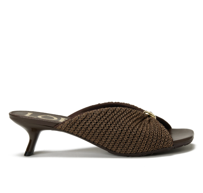 Από τα flip-flops στα fisherman: Τα καφέ σανδάλια που ταιριάζουν με όλα τα κομμάτια της γκαρνταρόμπας-7
