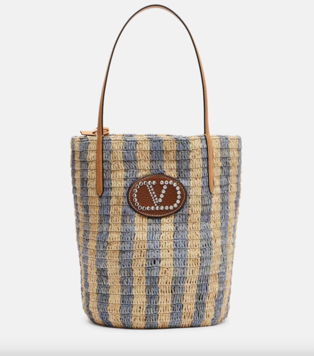 Η νέα it bag είναι ψάθινη και ριγέ-3