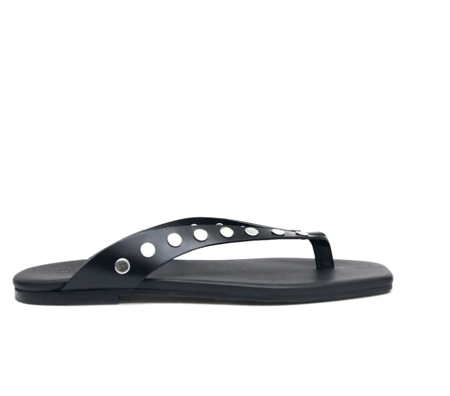 Bohemian flip-flops: Θα τα φορέσουμε non-stop το καλοκαίρι-5